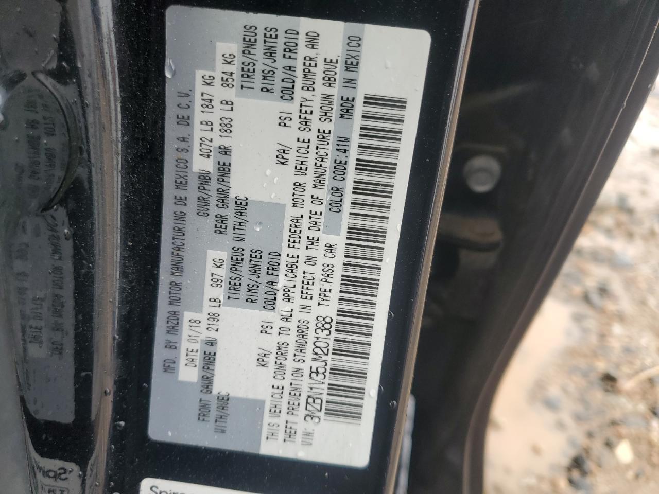 2018 MAZDA 3