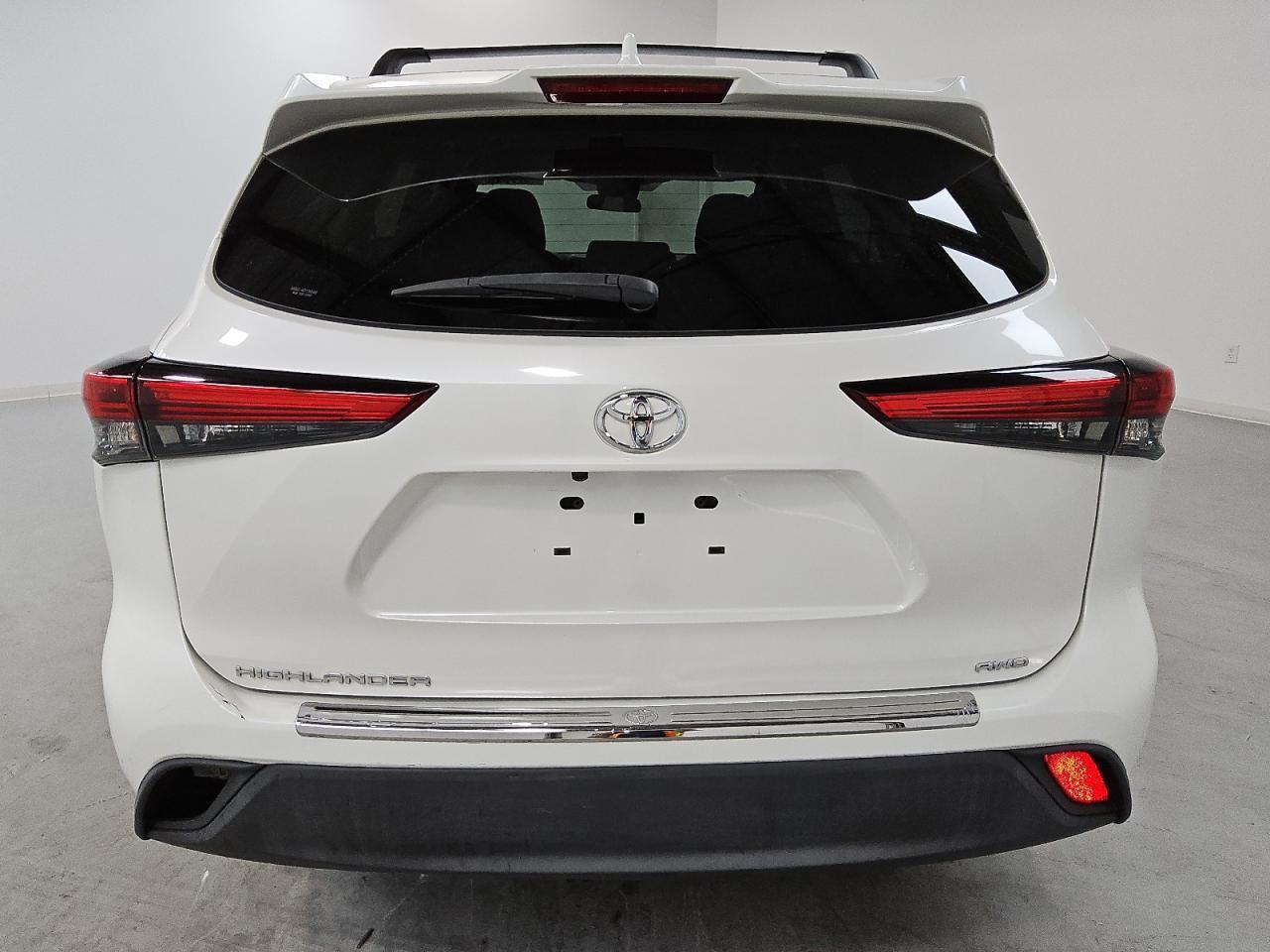 2021 TOYOTA HIGHLANDER