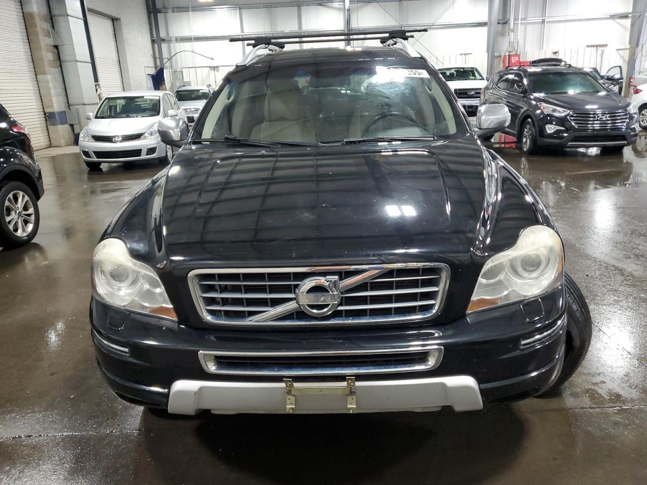 2013 VOLVO XC90