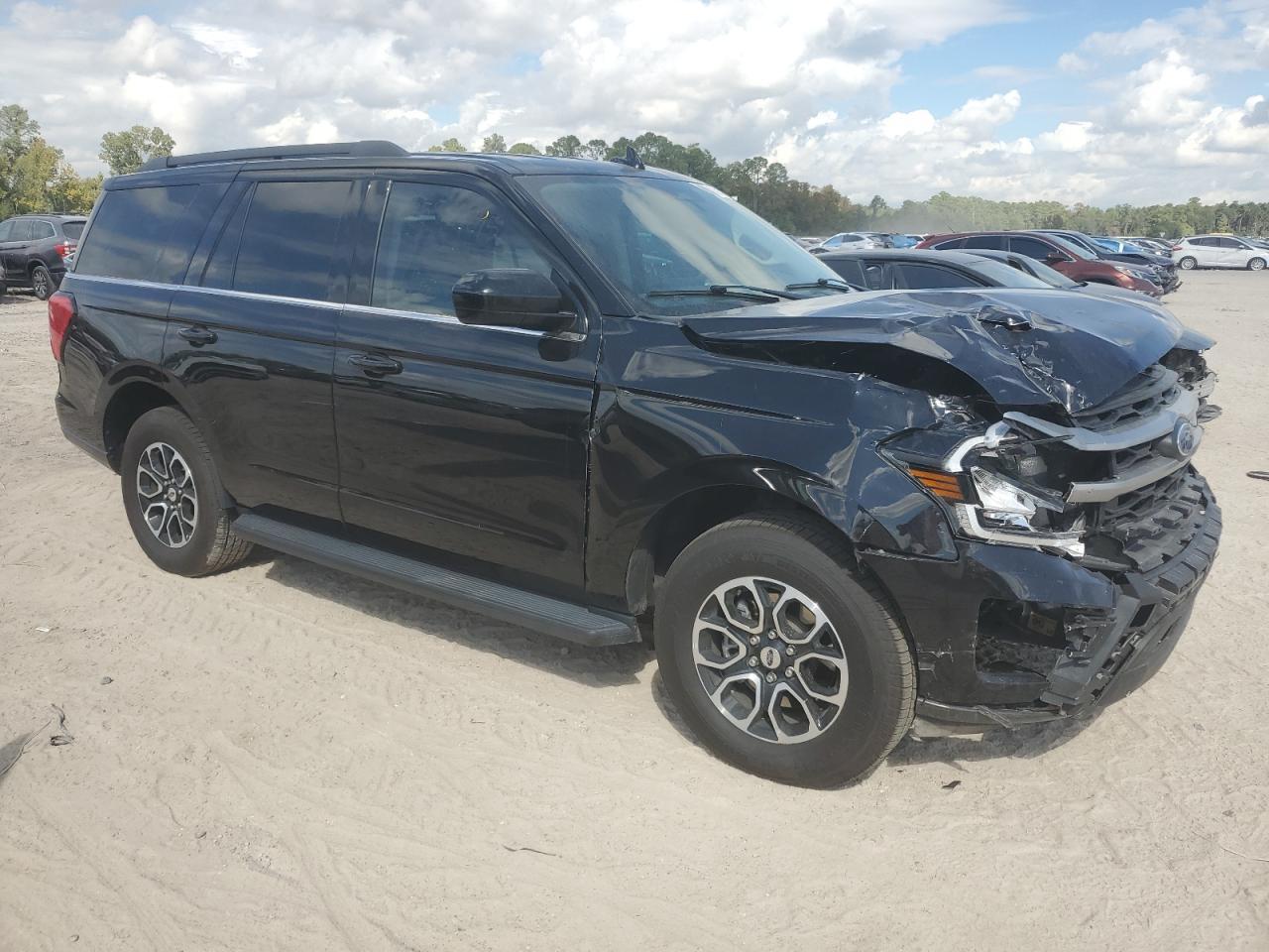 2023 FORD Expedition