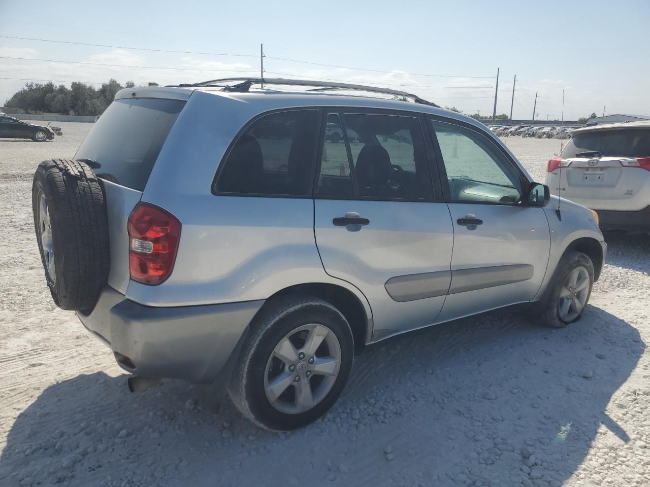 2004 TOYOTA RAV4