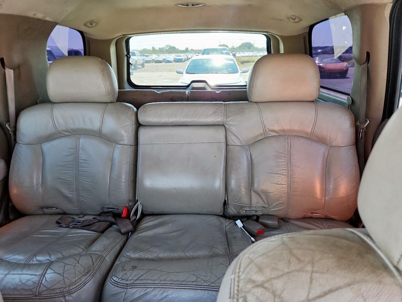 2002 CHEVROLET Tahoe