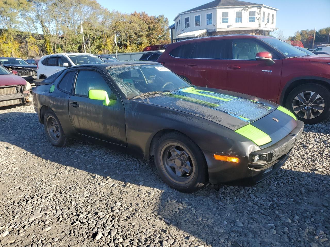 1983 PORSCHE 944