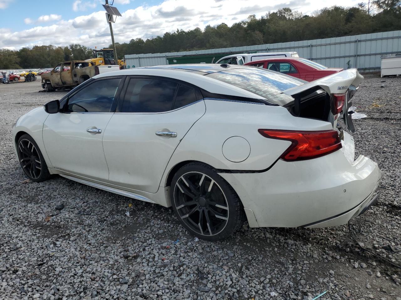 2018 NISSAN Maxima