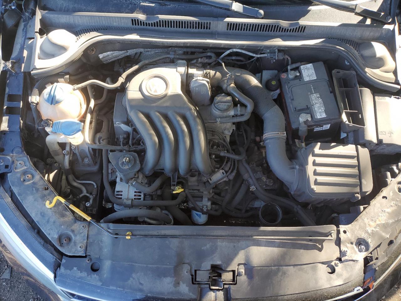2015 VOLKSWAGEN JETTA