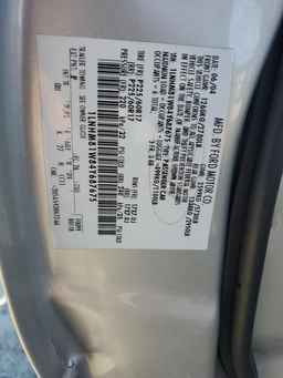 2004 LINCOLN Town Car
