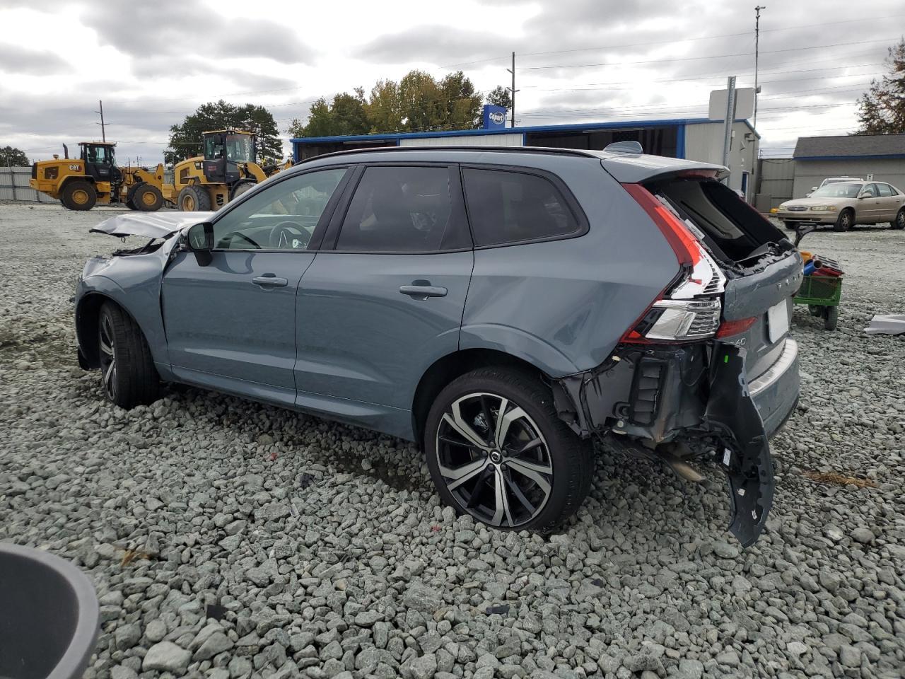 2024 VOLVO XC60