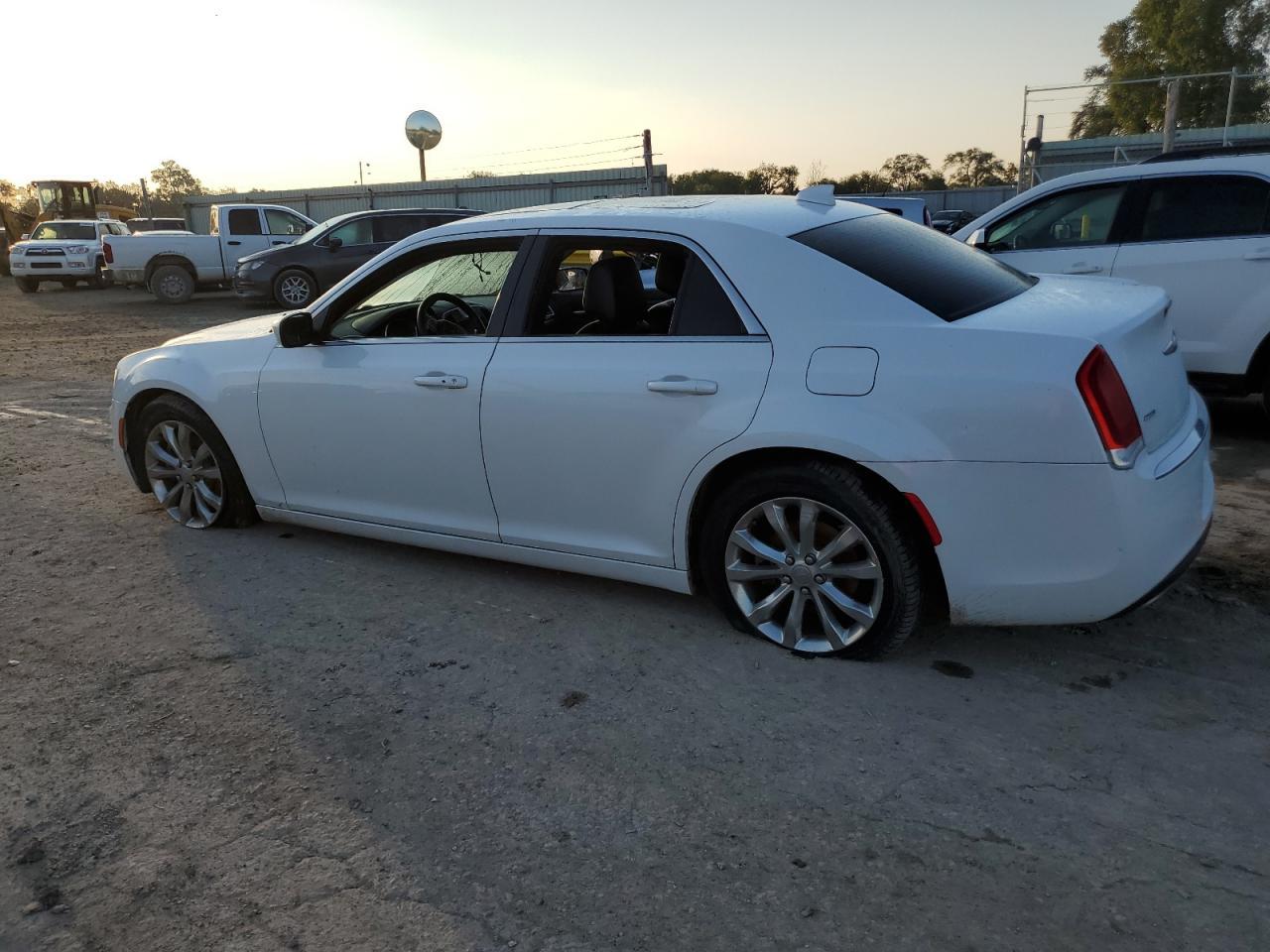 2015 CHRYSLER 300