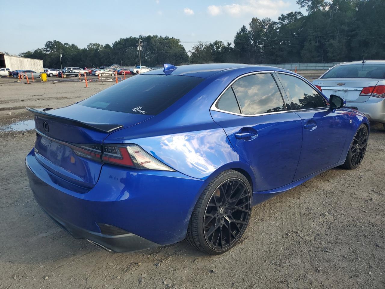 2017 LEXUS IS 200t