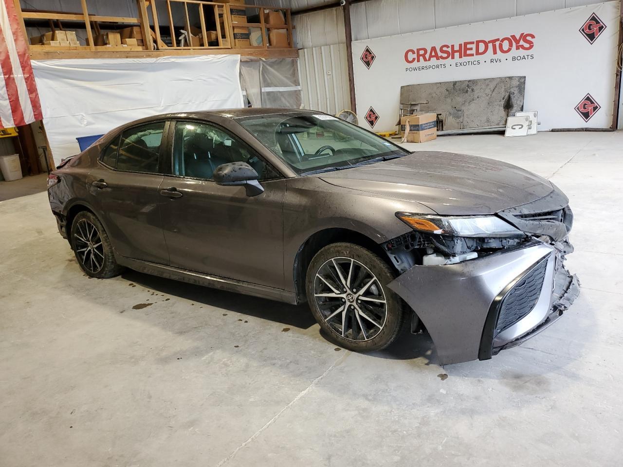 2022 TOYOTA CAMRY