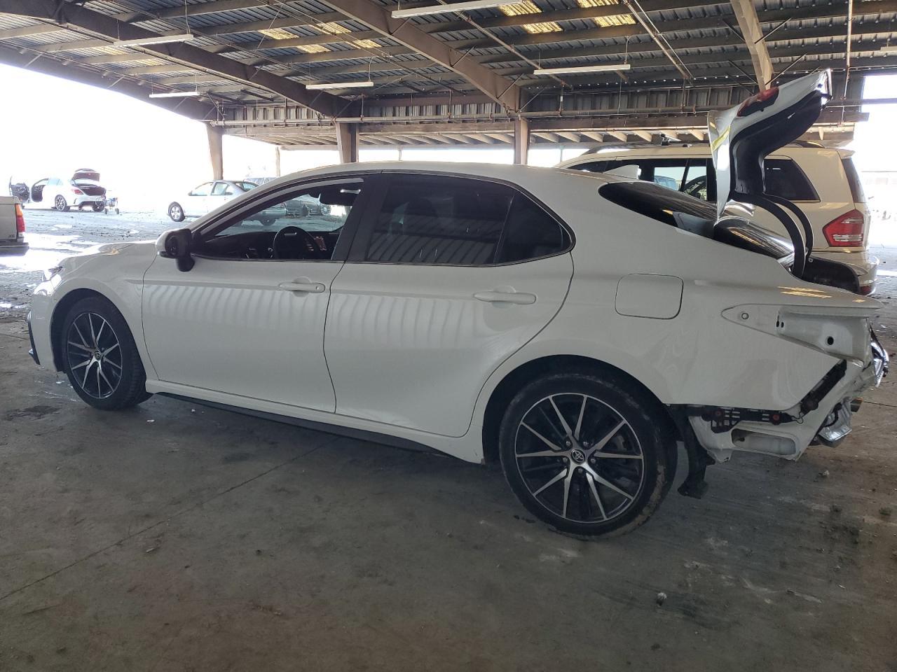 2022 TOYOTA CAMRY
