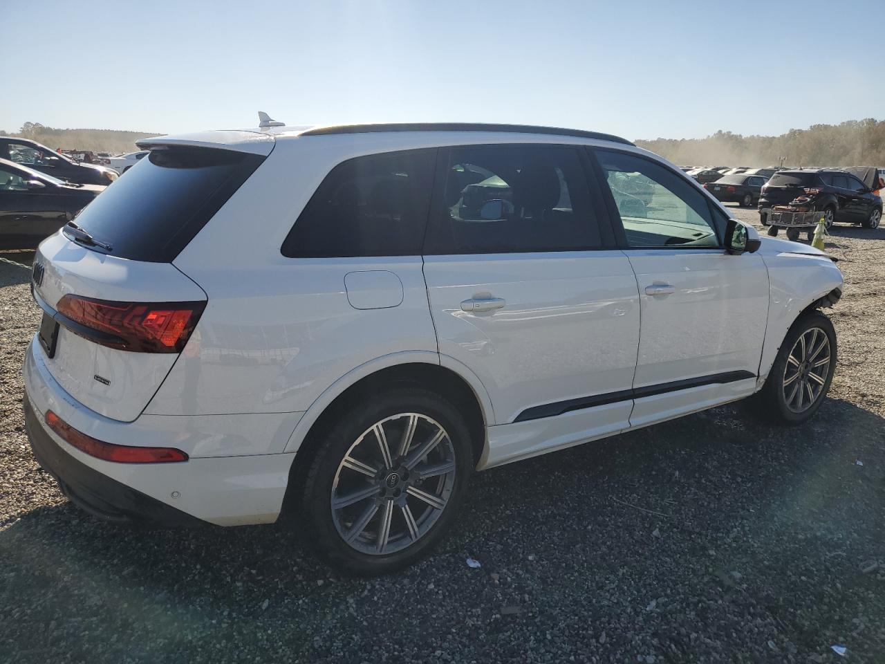 2022 AUDI Q7