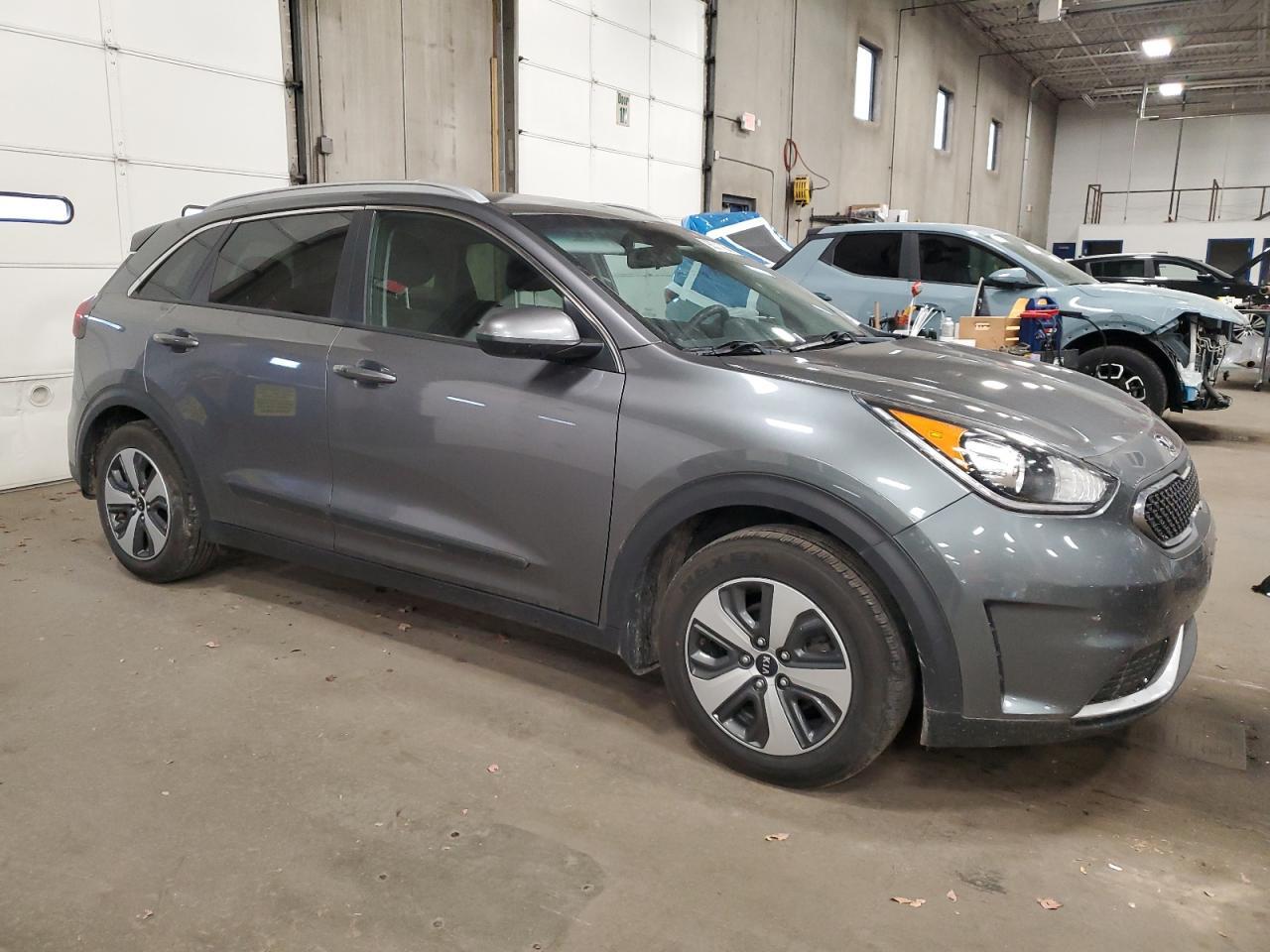 2017 KIA Niro