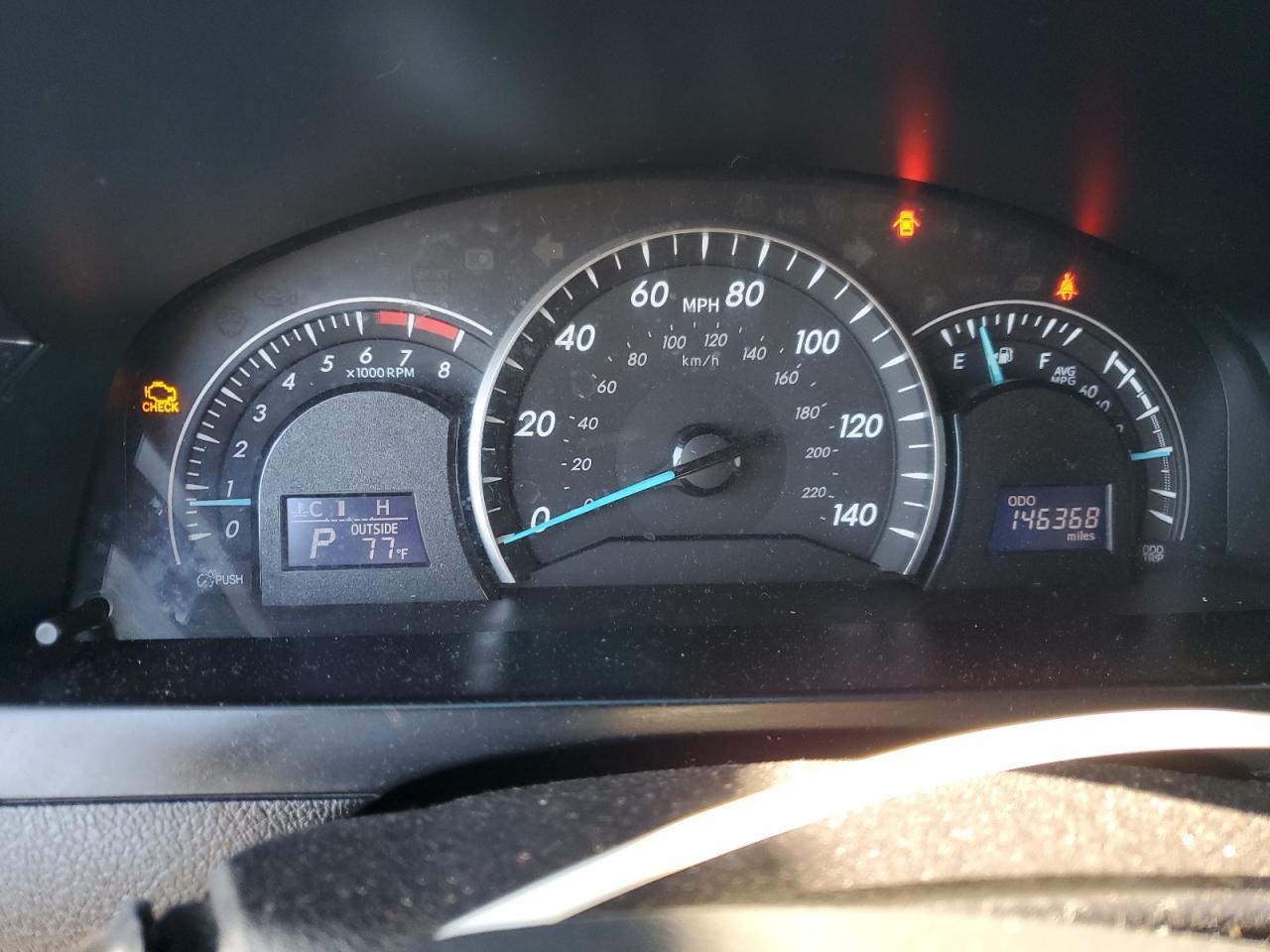 2014 TOYOTA CAMRY