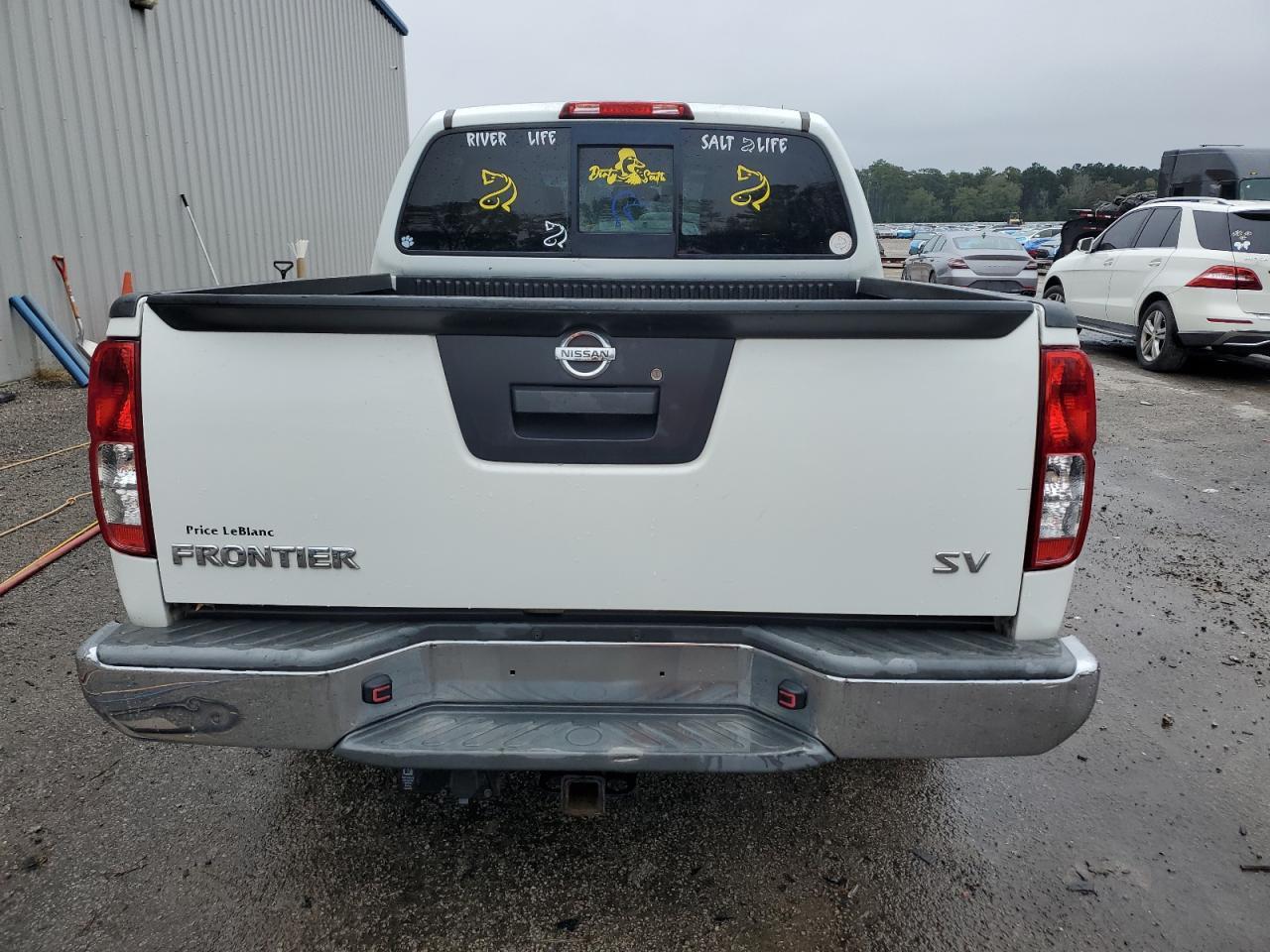 2016 NISSAN Frontier