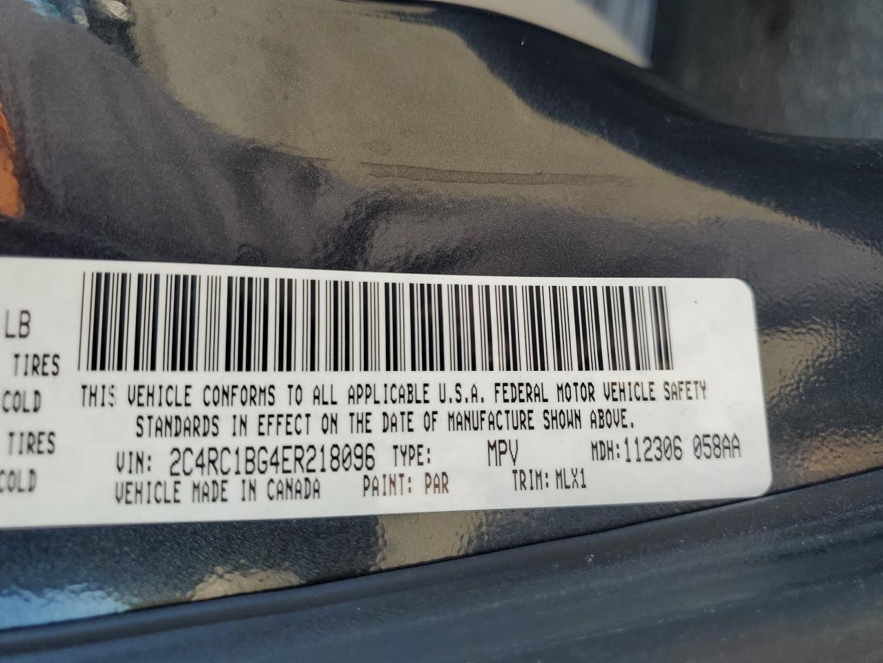 2014 CHRYSLER Town & Country