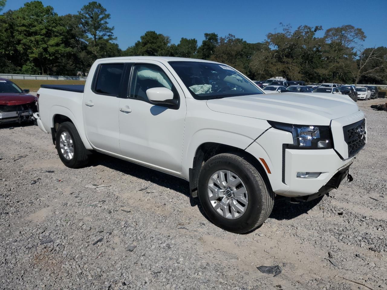 2024 NISSAN Frontier