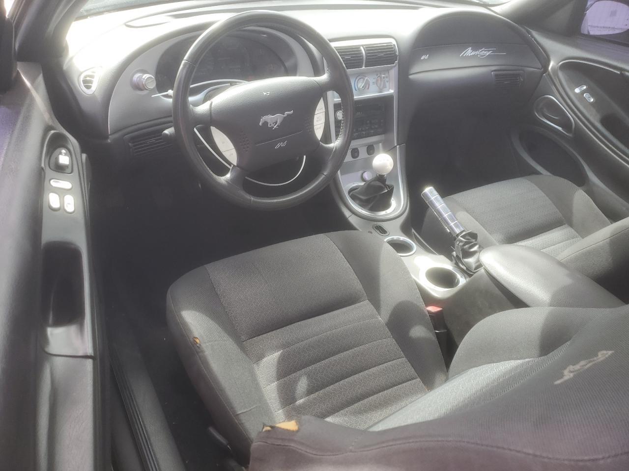 2002 FORD MUSTANG