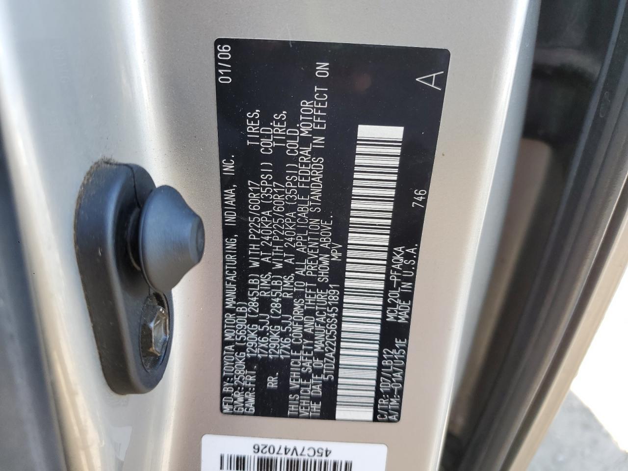 2006 TOYOTA SIENNA