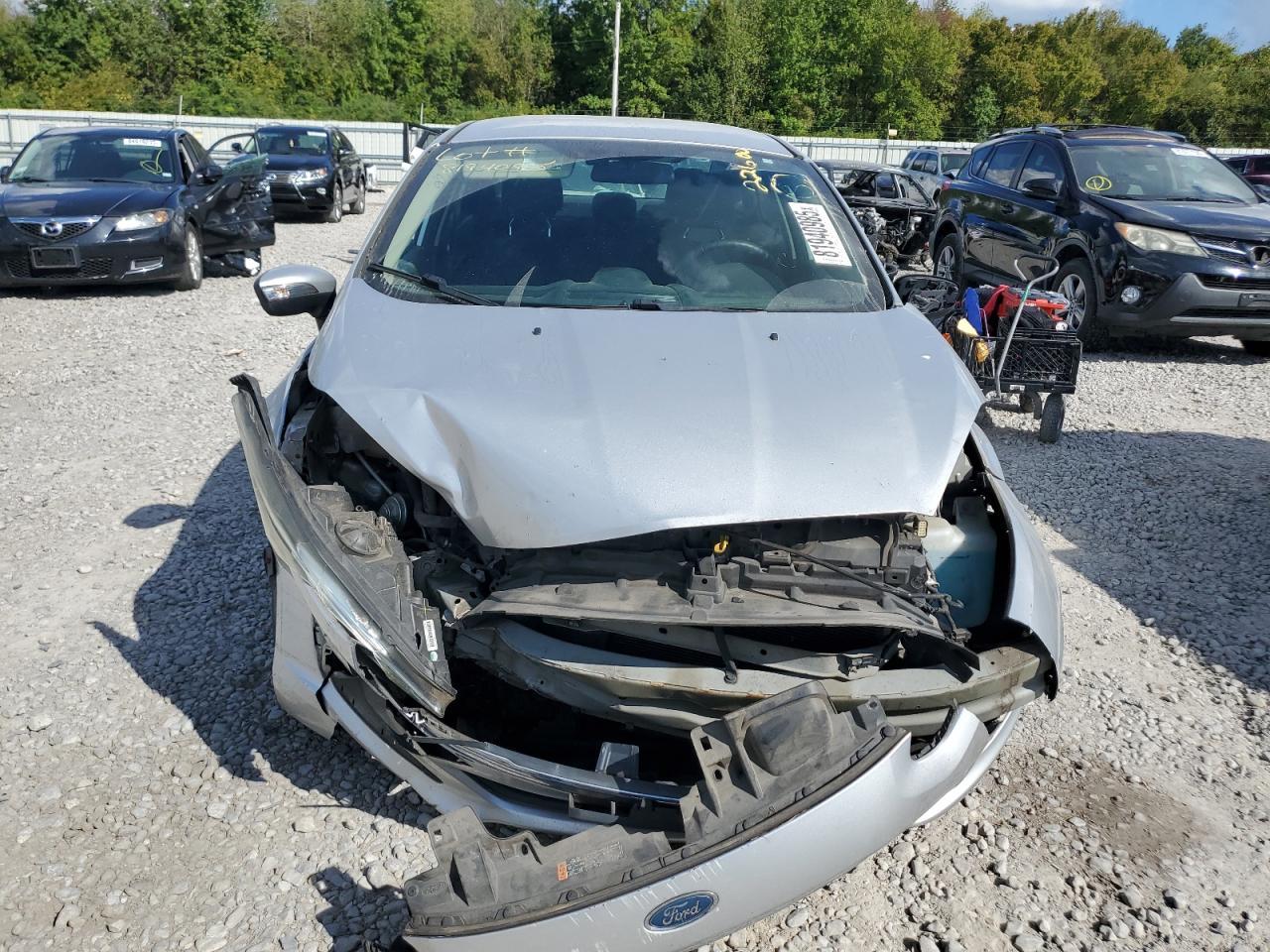 2016 FORD Fiesta