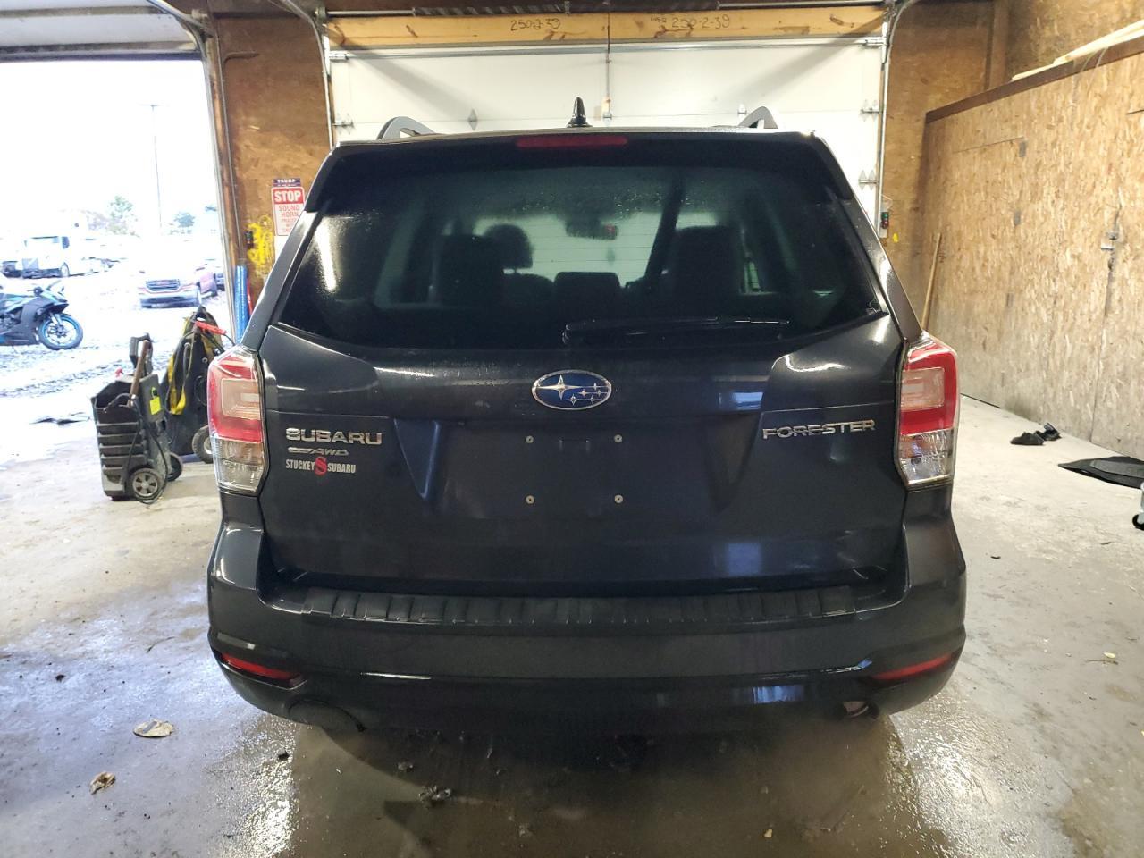 2018 SUBARU FORESTER