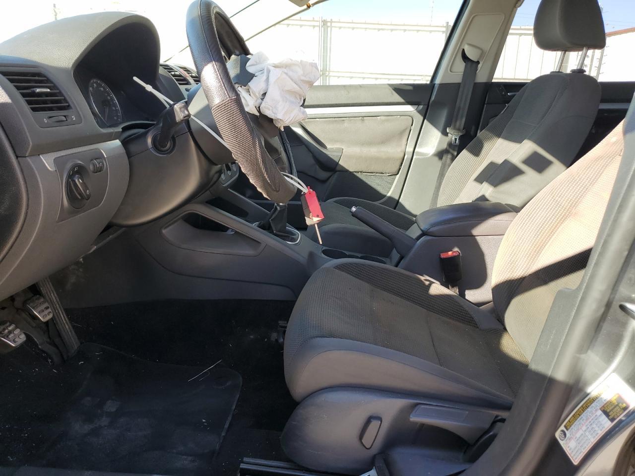 2009 VOLKSWAGEN JETTA
