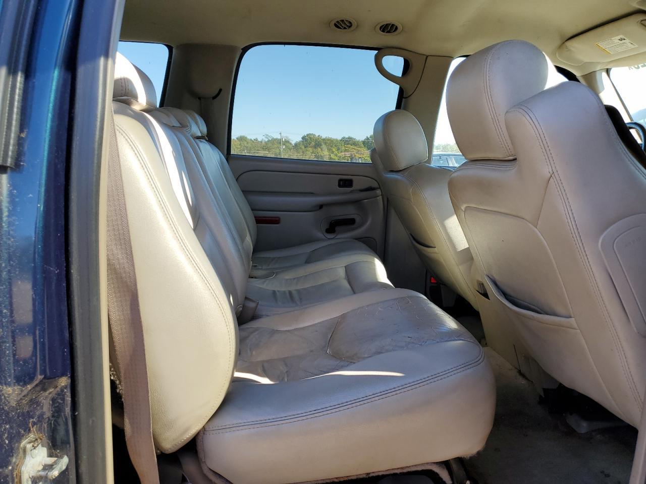 2005 CHEVROLET Suburban