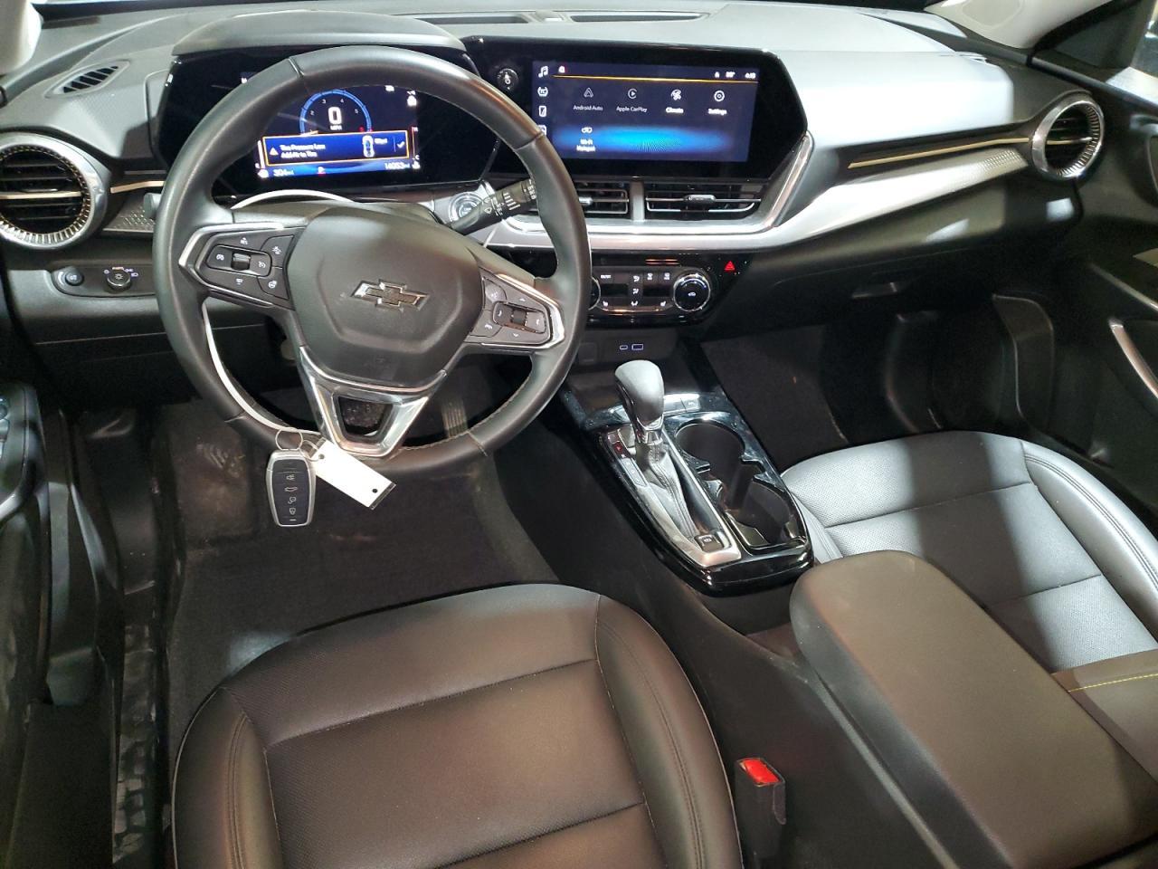 2025 CHEVROLET TRAX