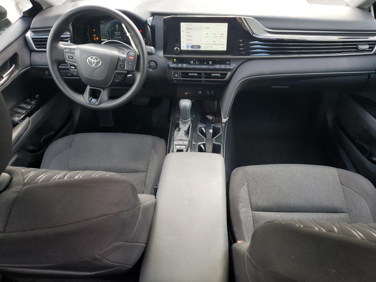 2025 TOYOTA CAMRY