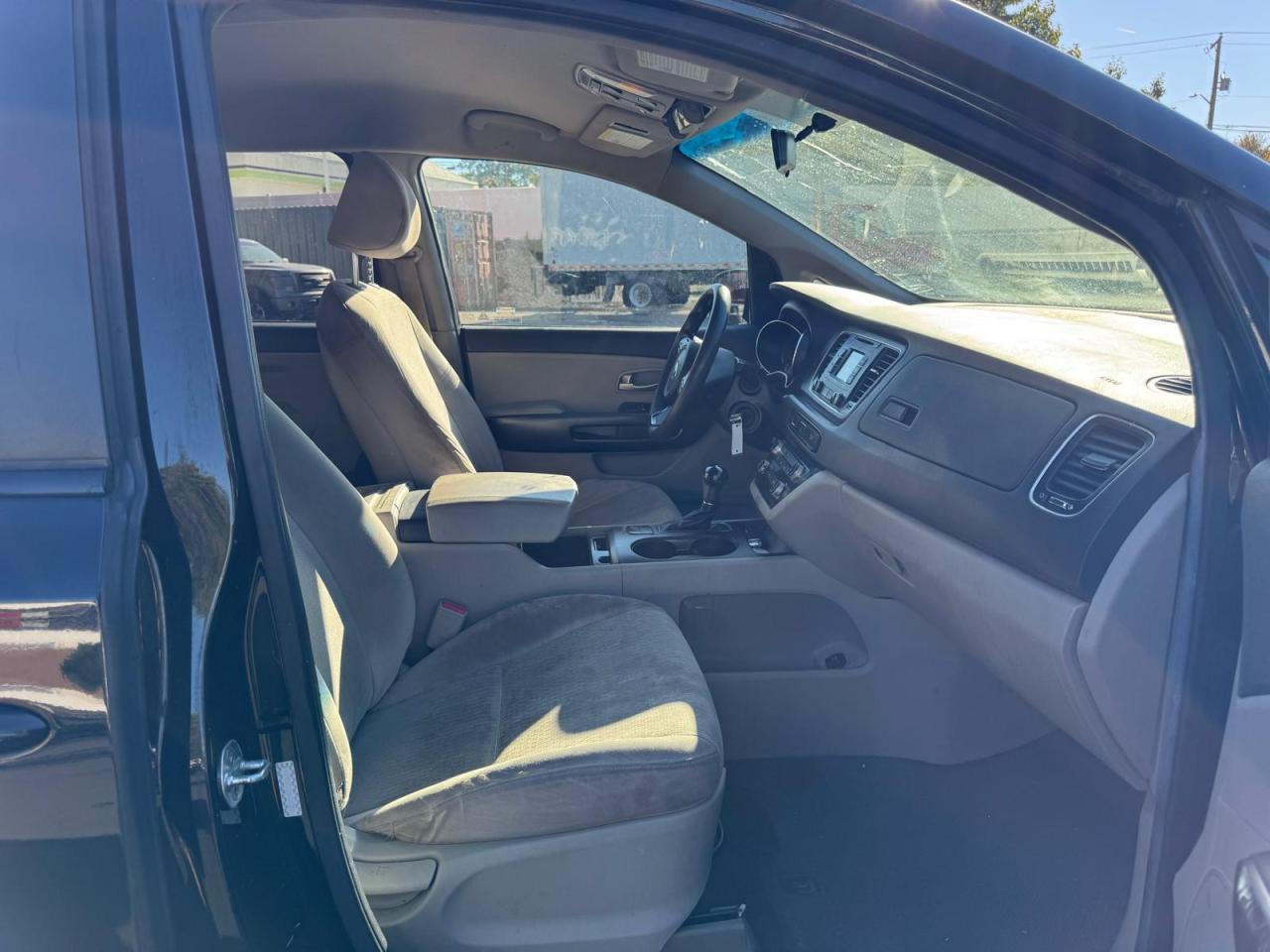 2017 KIA SEDONA