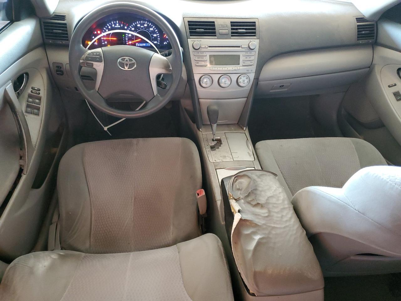 2011 TOYOTA CAMRY