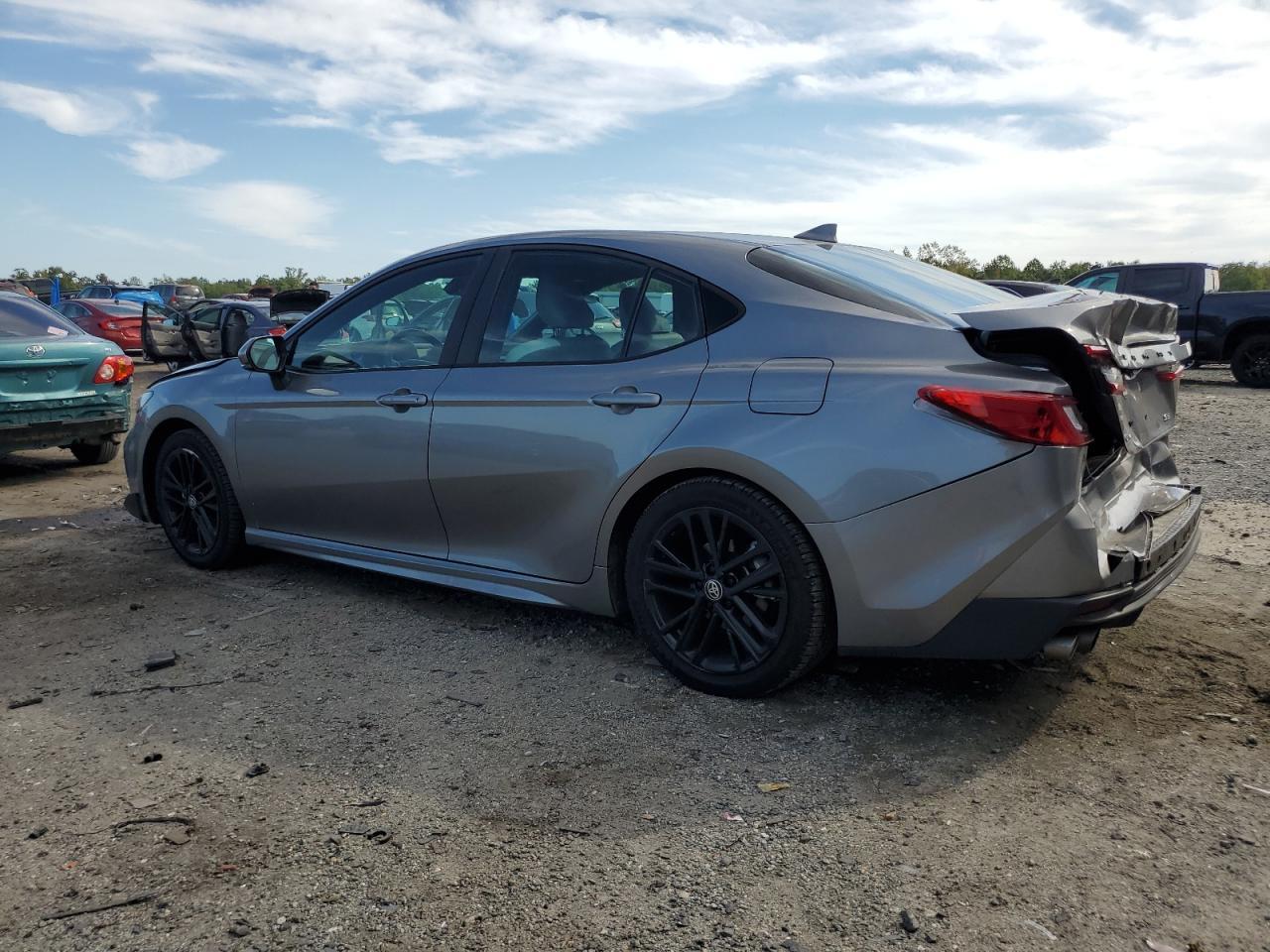 2025 TOYOTA CAMRY