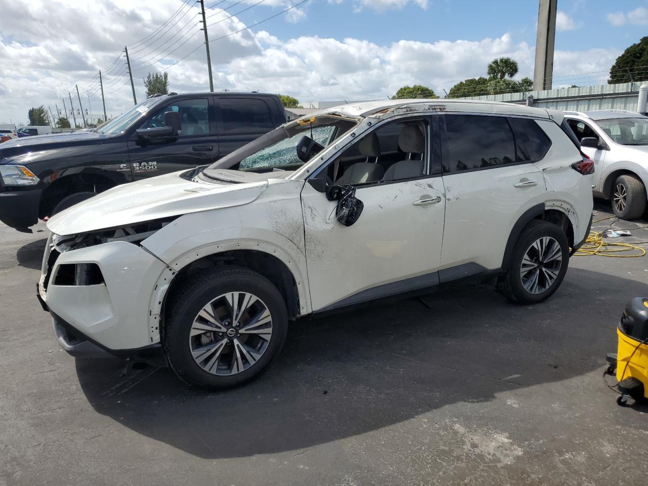 2021 NISSAN ROGUE