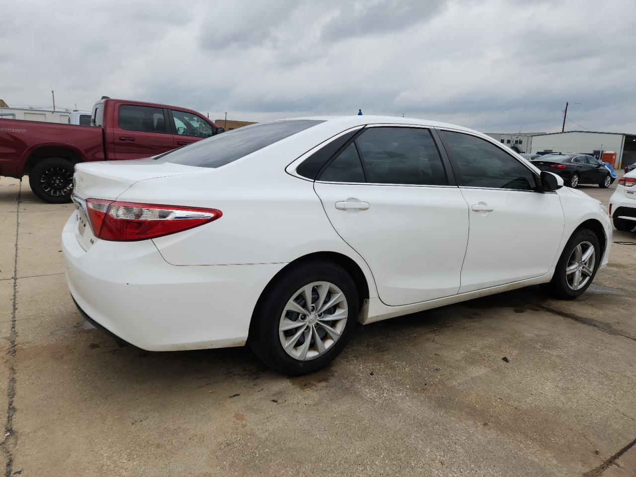 2017 TOYOTA CAMRY