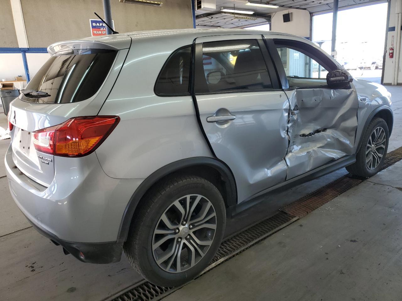 2016 MITSUBISHI Outlander Sport