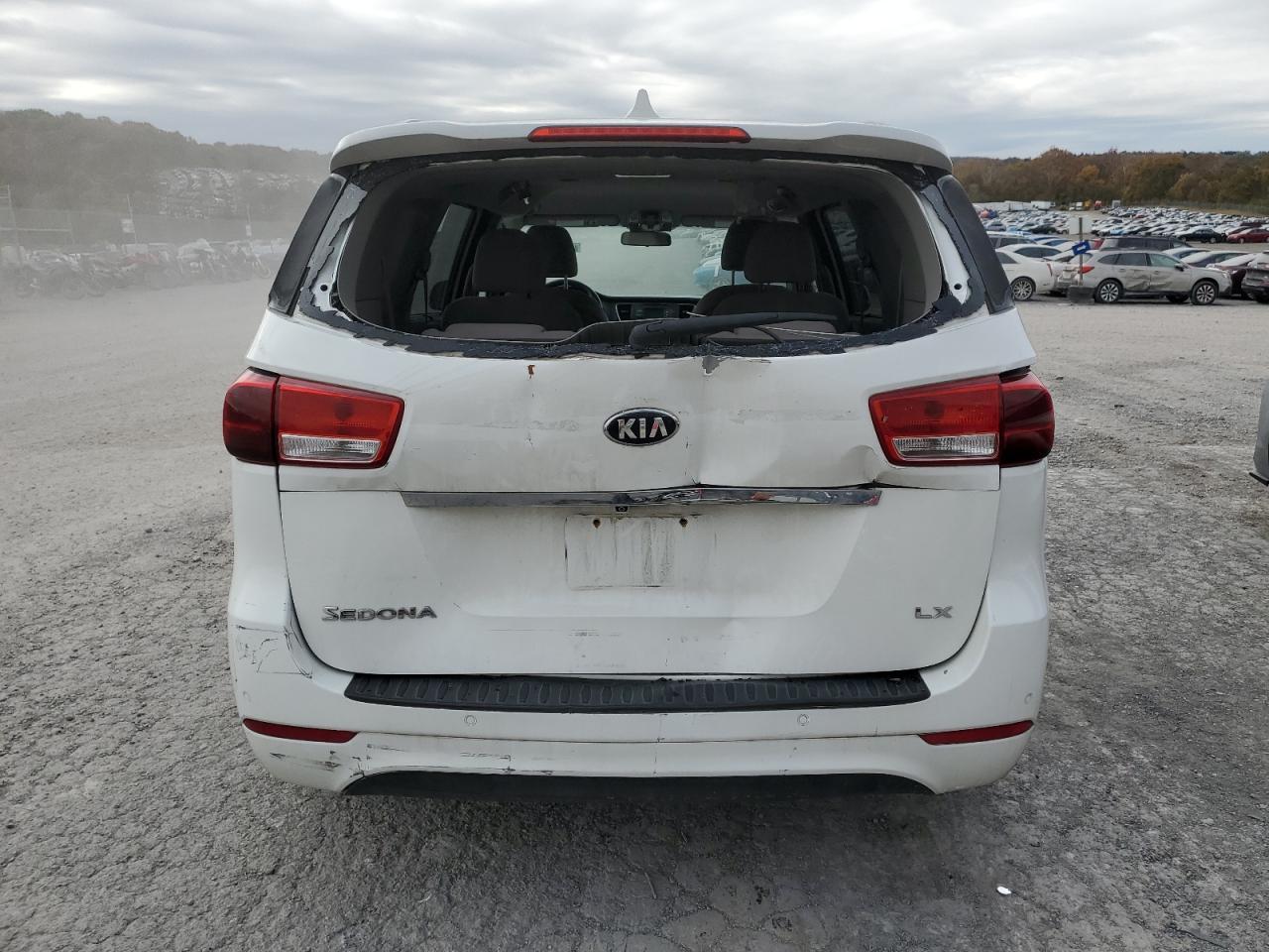 2016 KIA SEDONA