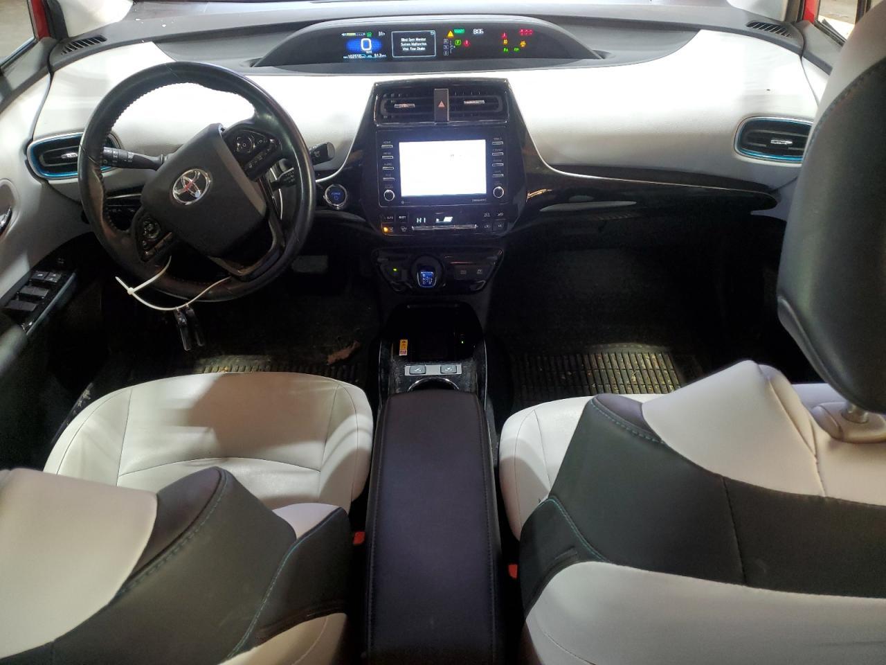 2022 TOYOTA PRIUS