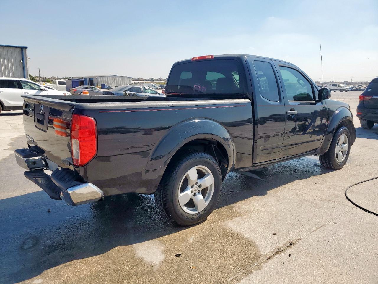 2015 NISSAN Frontier