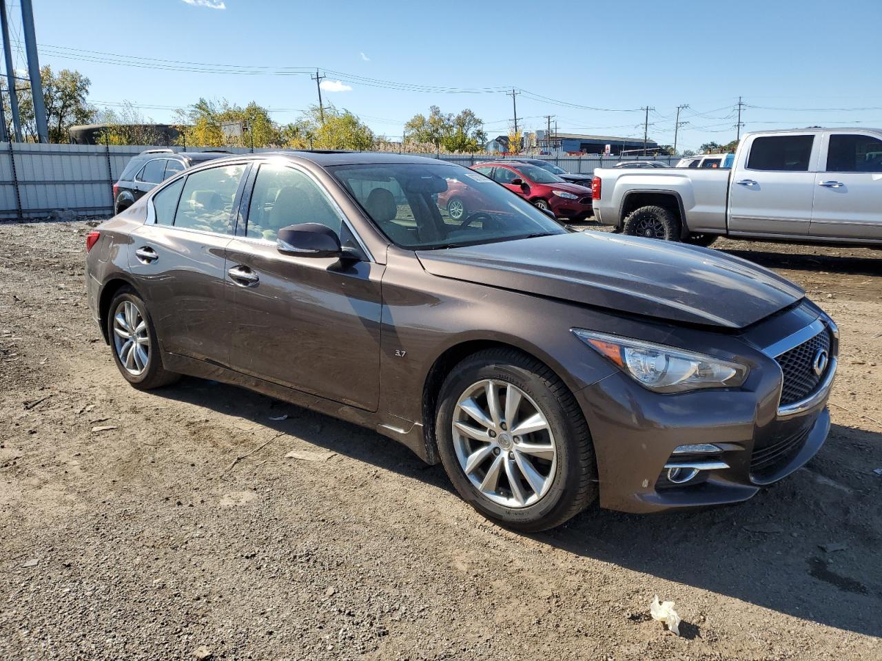 2015 INFINITI Q50