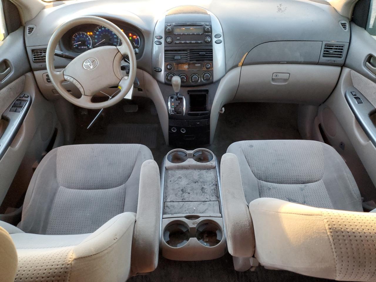 2008 TOYOTA SIENNA