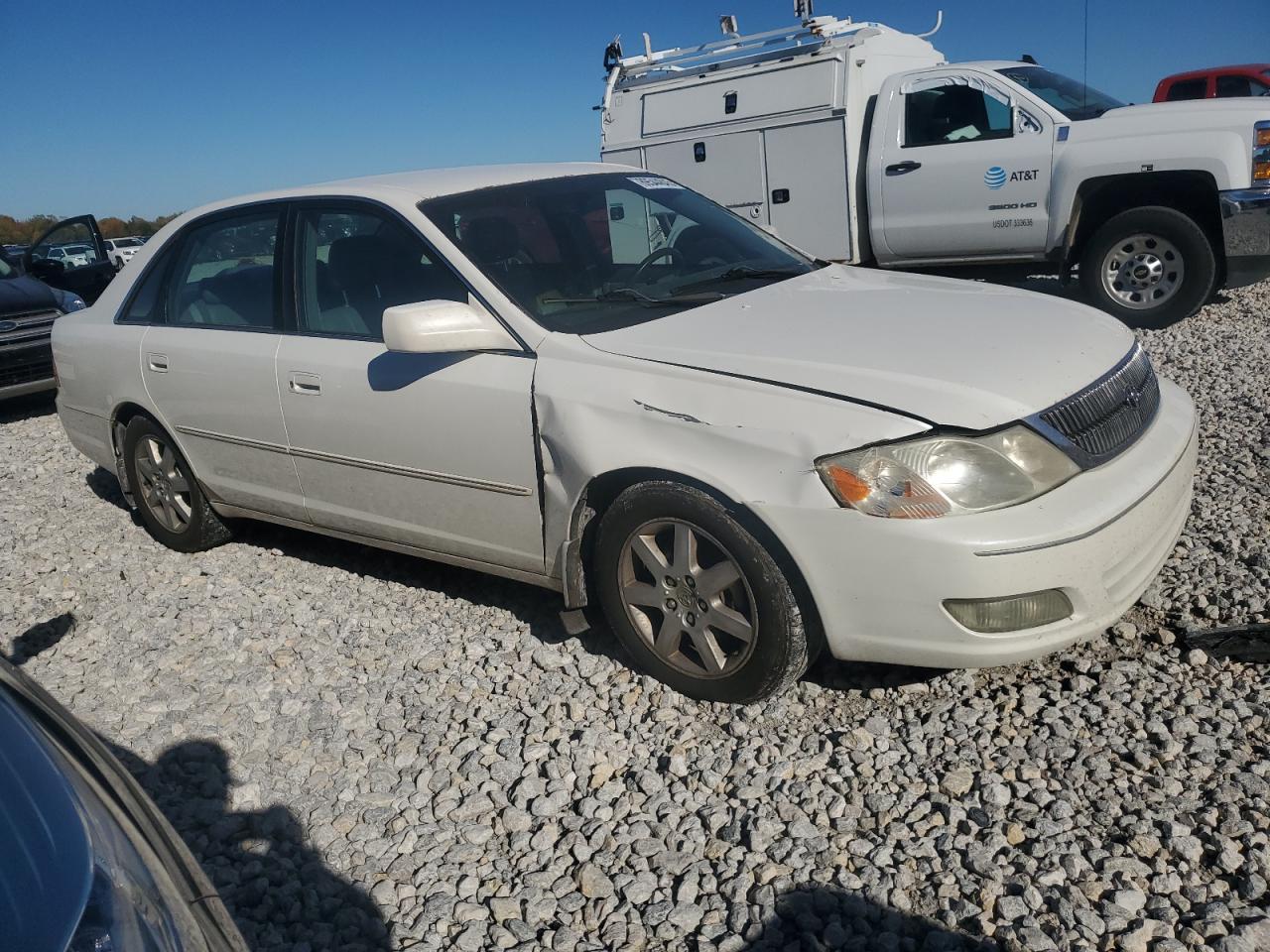 2002 TOYOTA Avalon