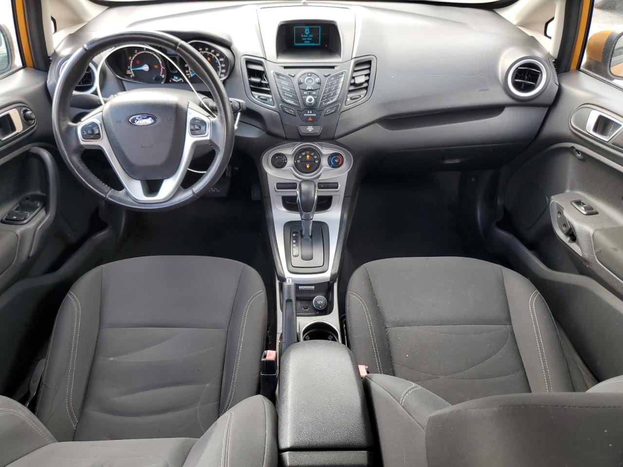 2016 FORD Fiesta