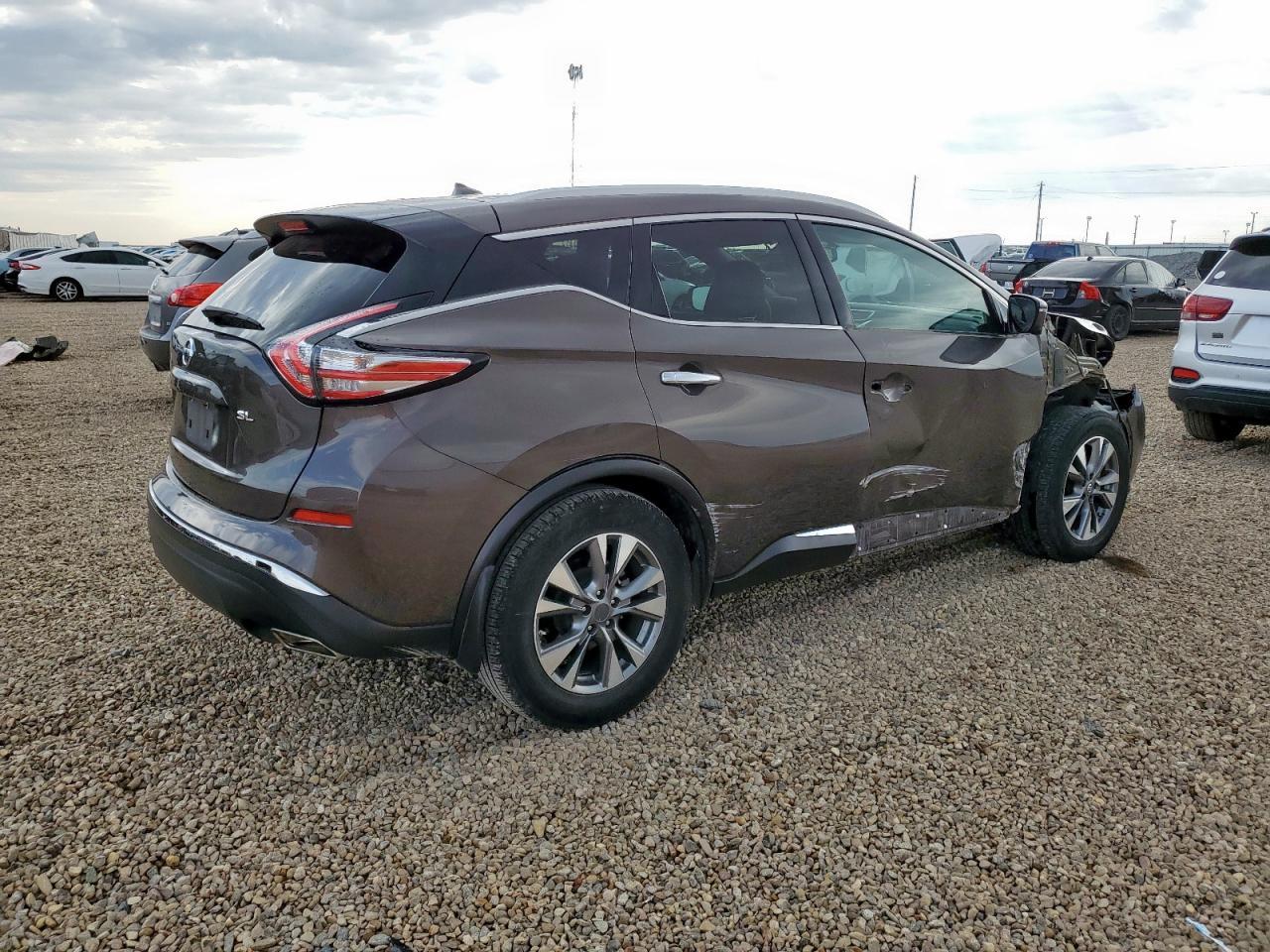 2016 NISSAN MURANO