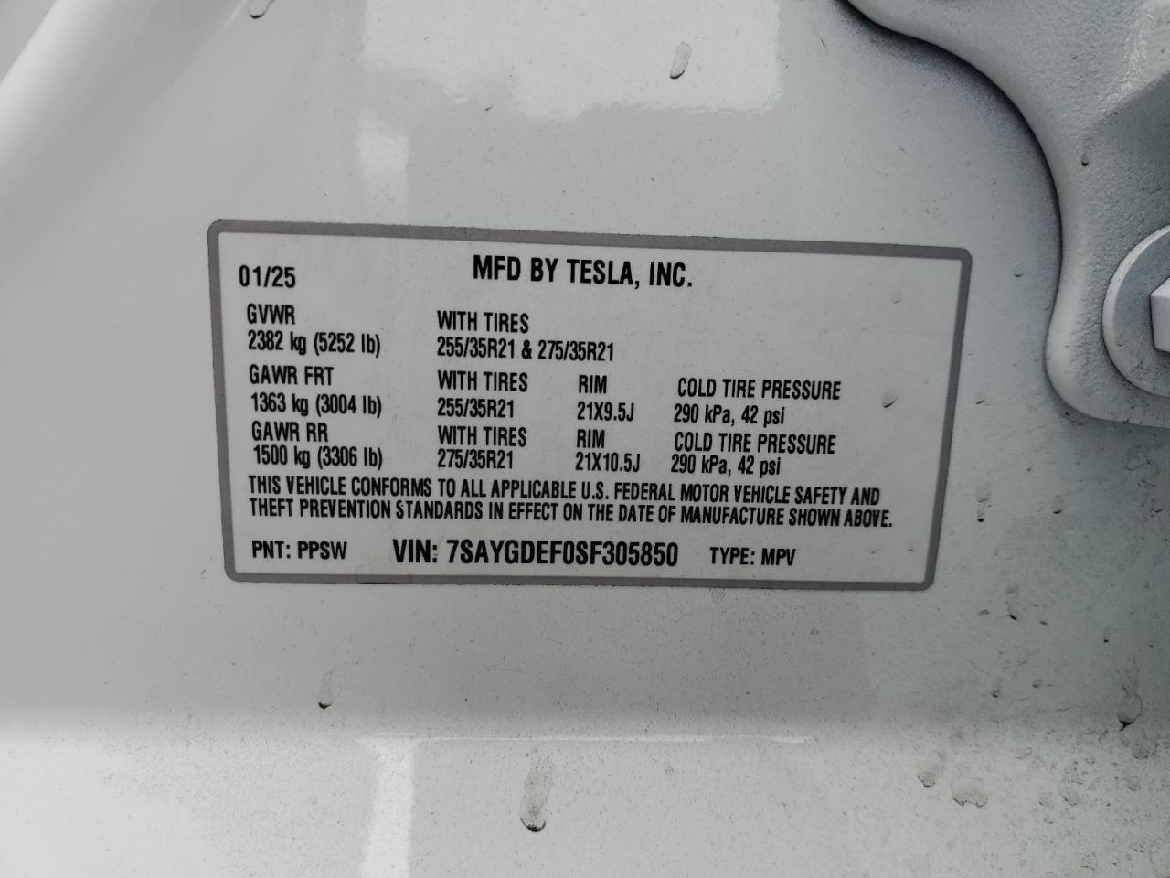 2025 TESLA MODEL Y
