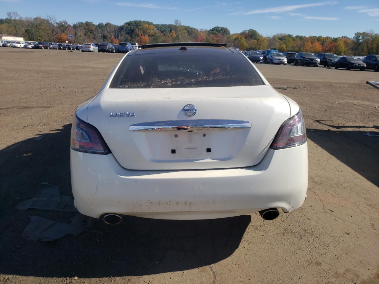2014 NISSAN Maxima