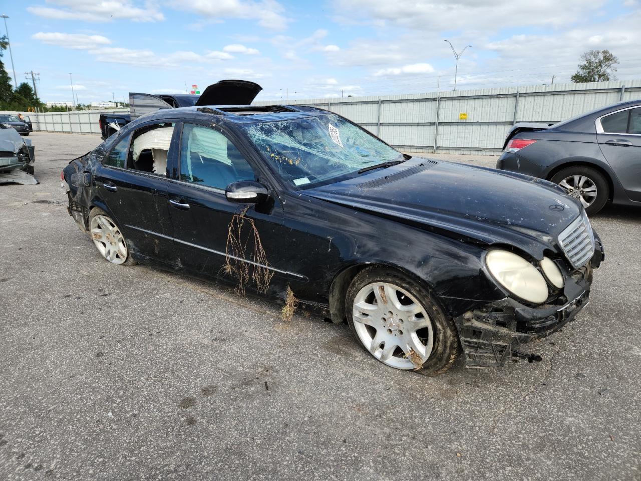 2003 MERCEDES-BENZ E-Class