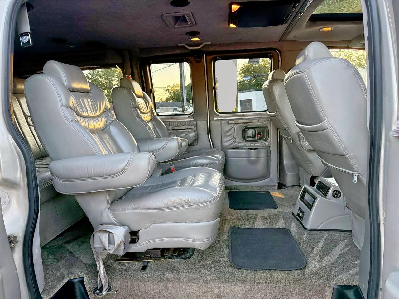 2005 CHEVROLET Express 1500