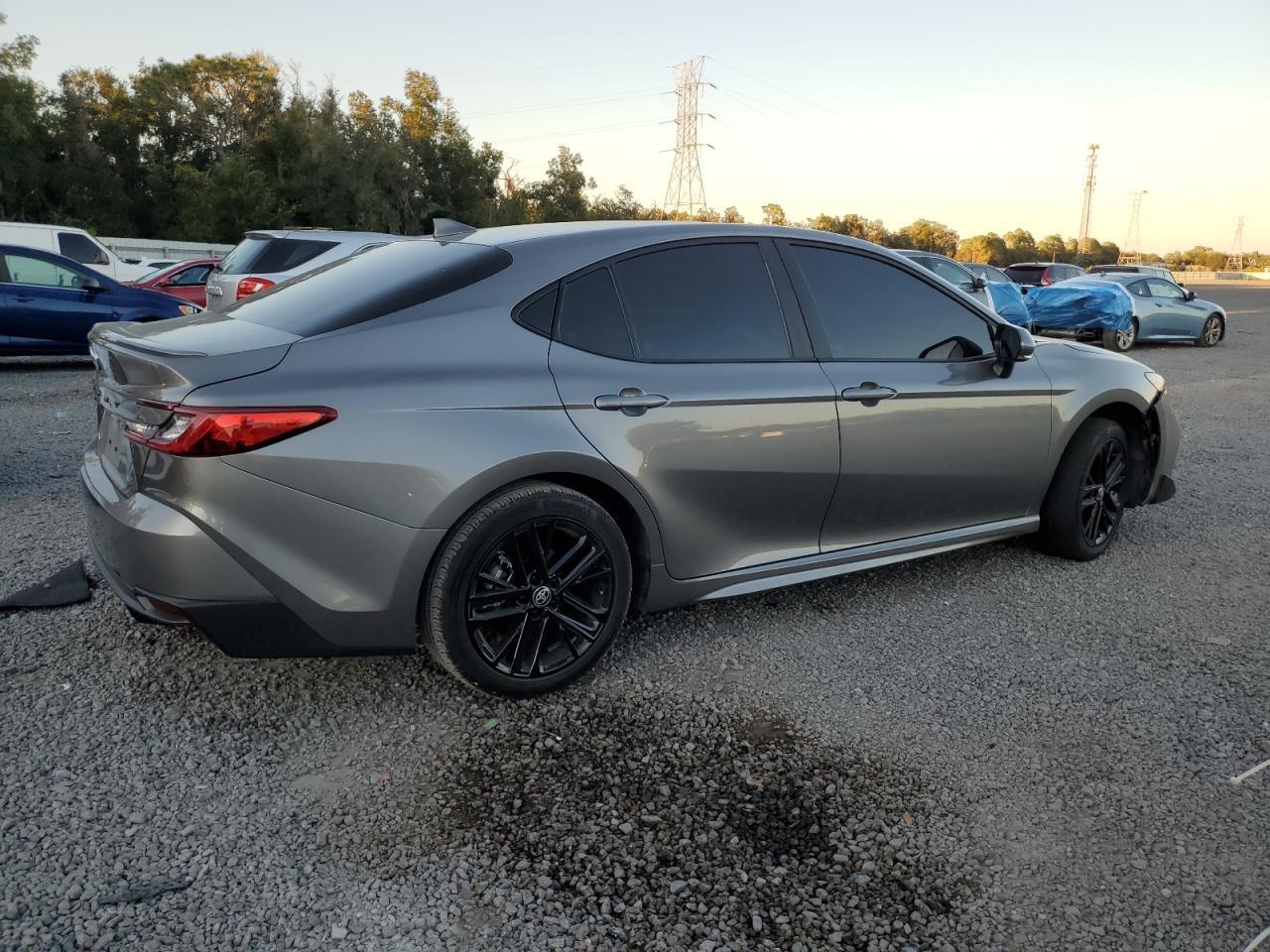 2025 TOYOTA CAMRY