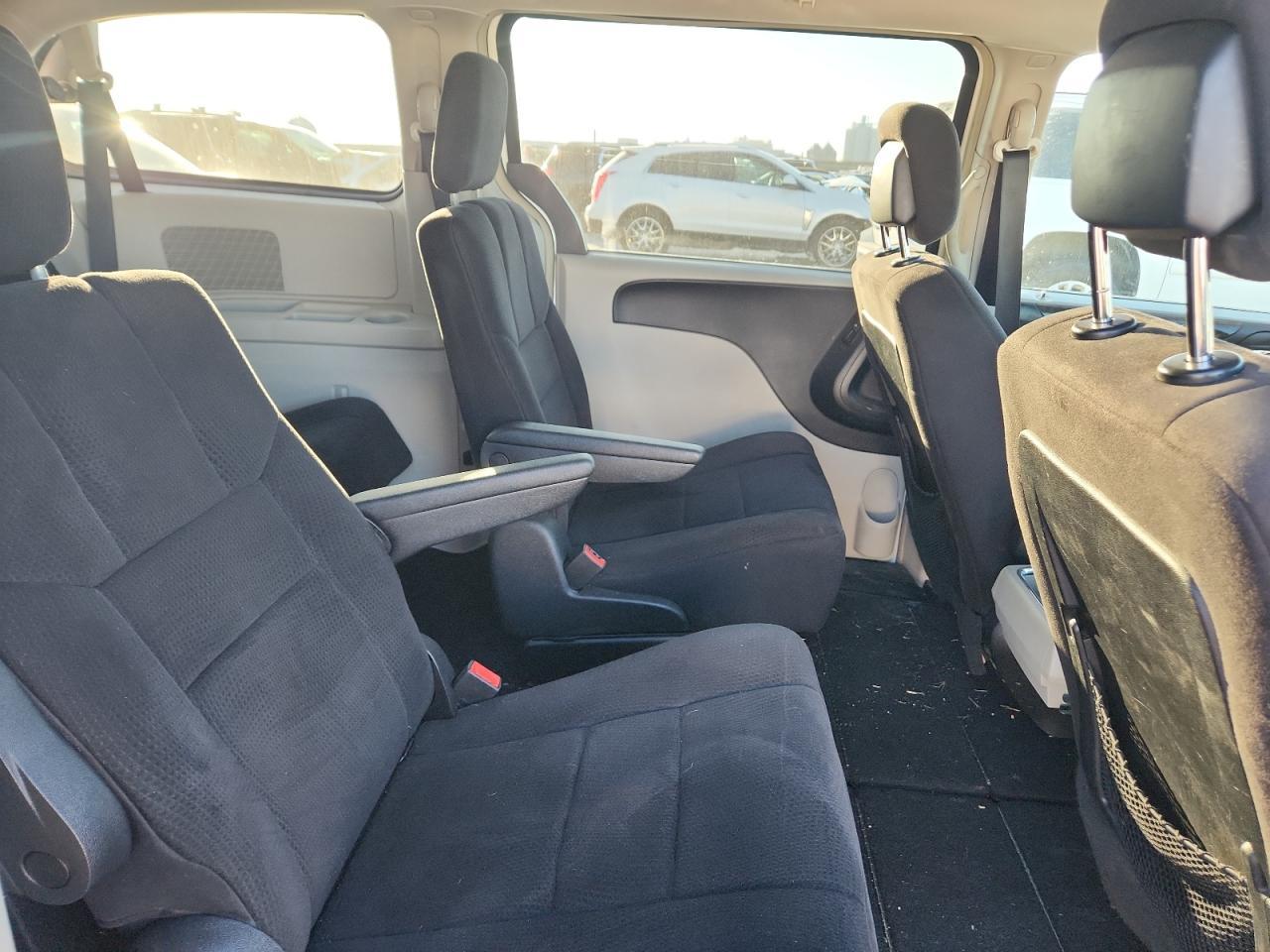 2011 DODGE GRAND CARAVAN