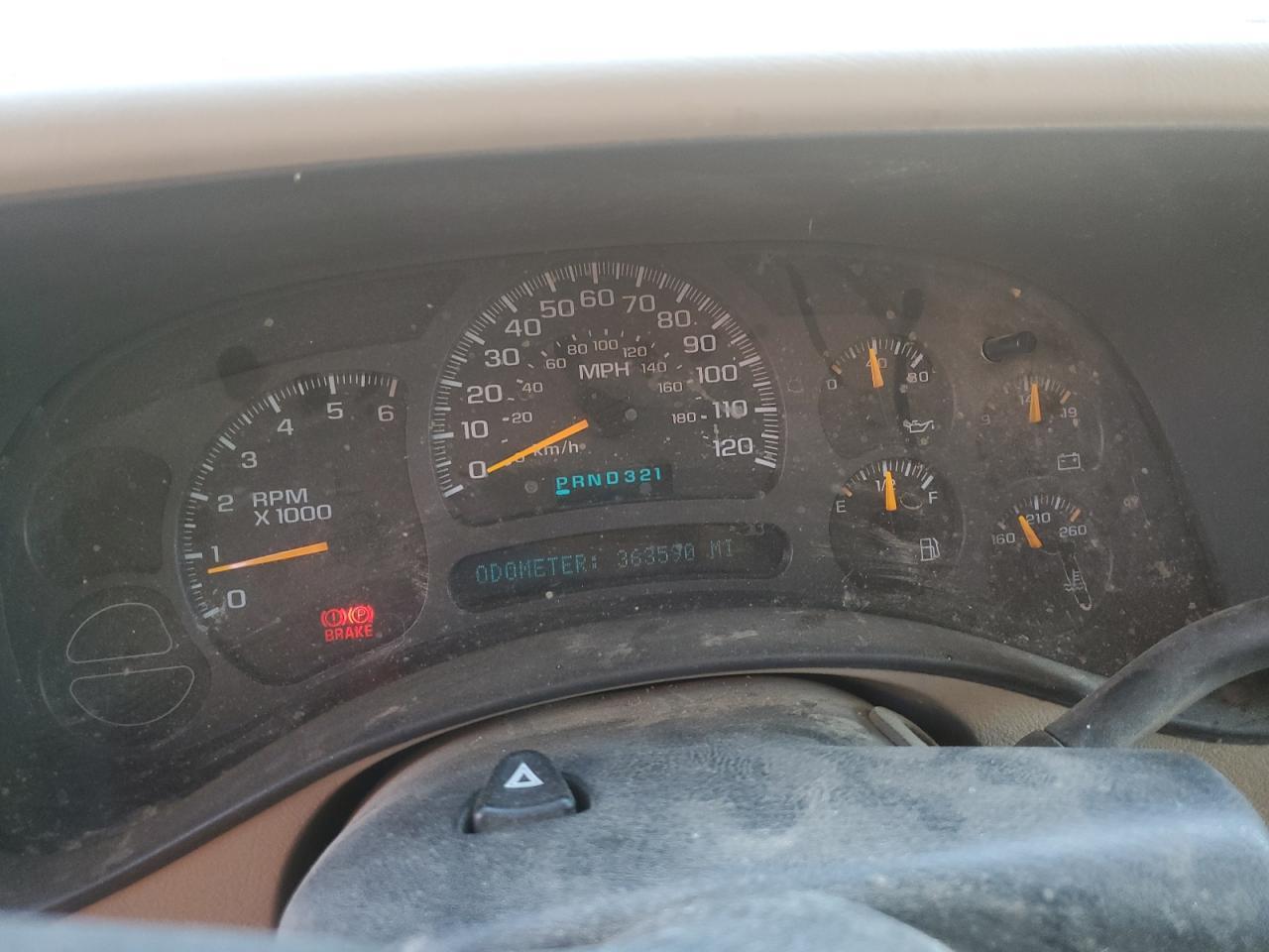2004 CHEVROLET Suburban